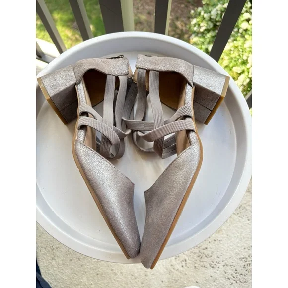 Eileen Fisher Metallic Comfort Heels - Picture 2 of 6